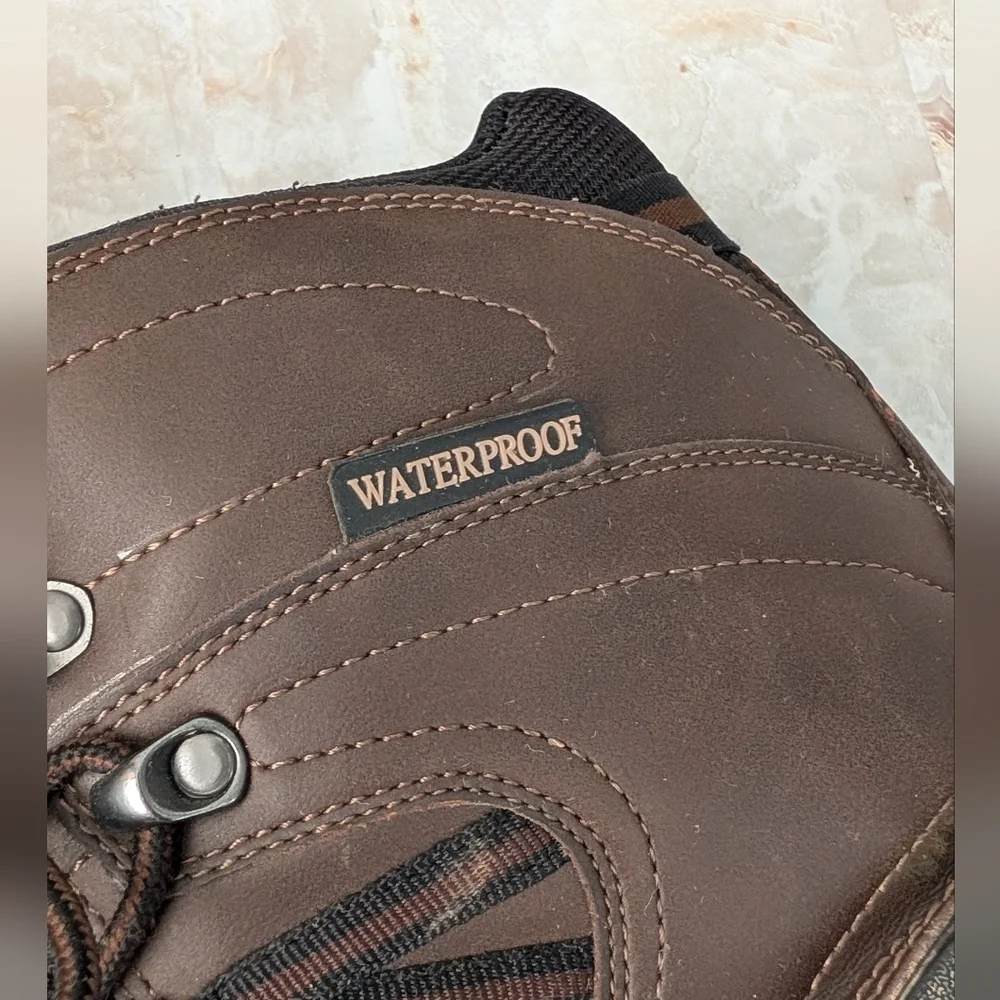 Western Chief Men's Brown waterpoof Boots Size 9.5